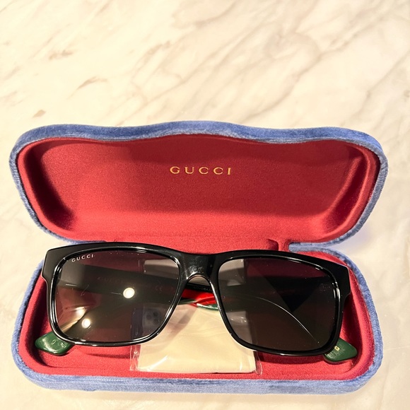 Gucci Other - Gucci GG0340S 006 sunglasses - mint condition with case